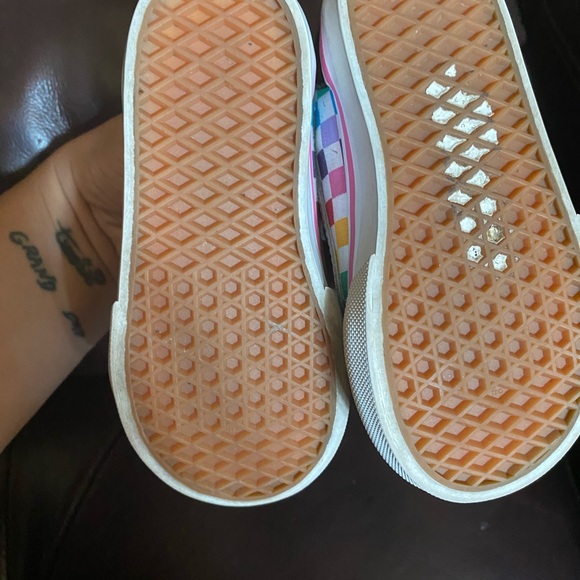 Girls vans size 7 - Picture 4 of 5